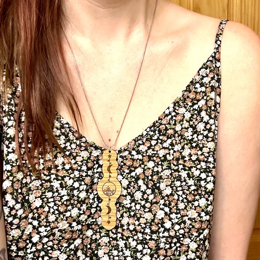 ACOTAR Feyre’s tattoo pendant necklace - Picture 7 of 7